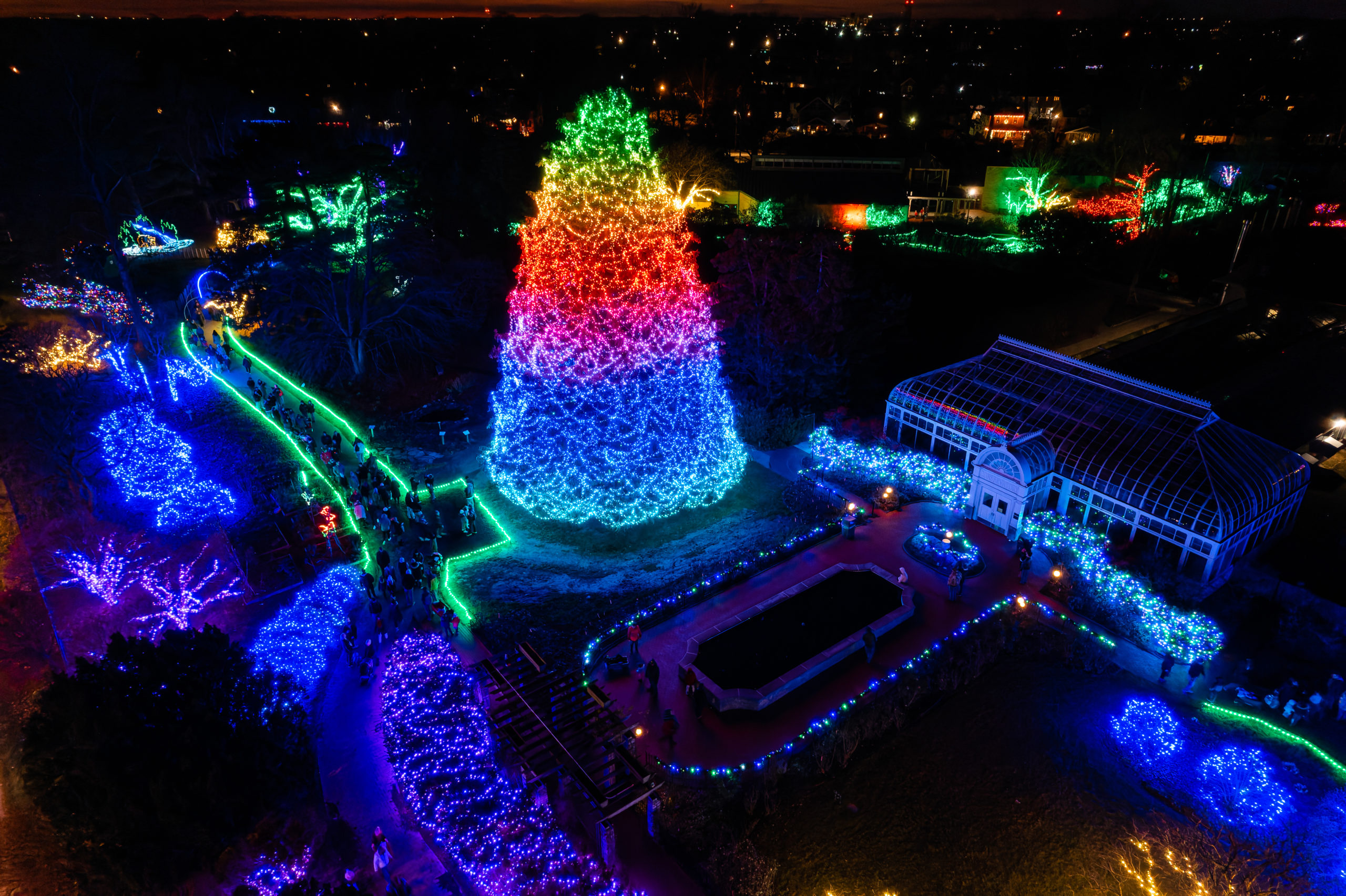 the-toledo-zoo-lights-before-christmas-ticket-giveaway-toledo-city-paper